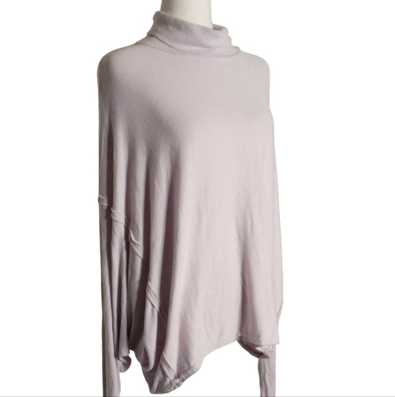 We The Free Light Purple Oversized Rib Knit Turtle Neck Sweater Size Medium - Picture 2 of 7